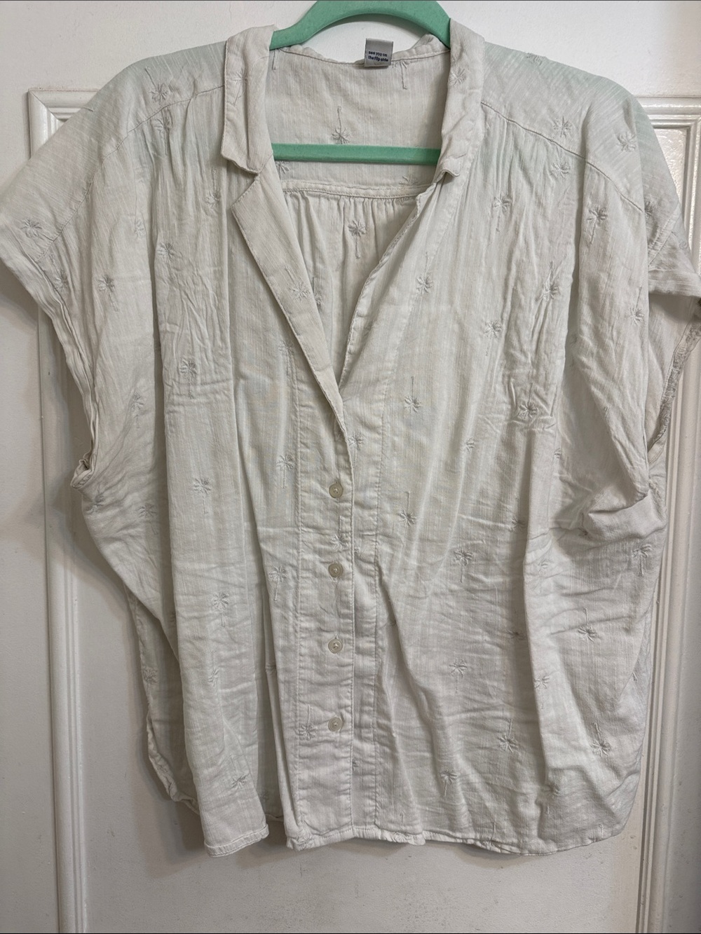 Old Navy Ivory Button-Front Women's Shirt